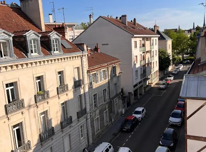 - Le Sambin Lejlighed Dijon